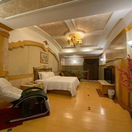 I Travel Motel - II 高雄市 エクステリア 写真